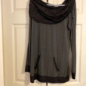 Off shoulders Maurices, black and gray sweater dress